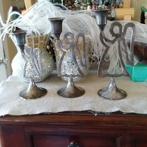 3 Candle Carrying Angels